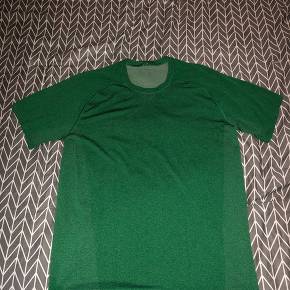 Lululemon Metal Vent T-Shirt Green Tee - Picture 2 of 10